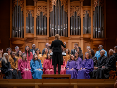 Wie bereite ich ein gospelkonzert vor, wenn meine stimmgruppe aus unterschiedlichen sprachen singt